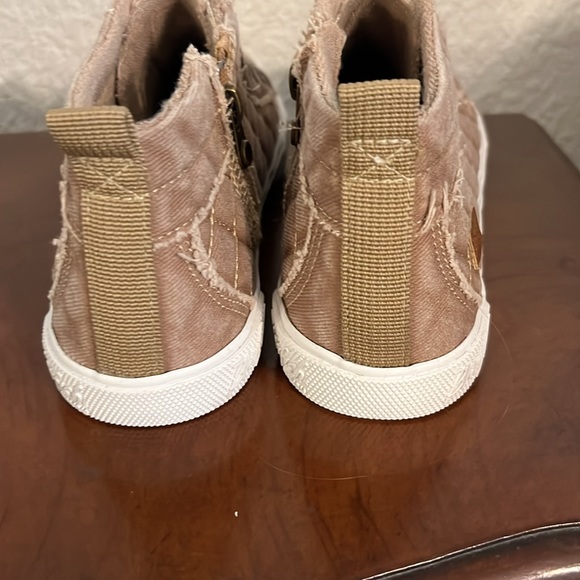 7.5m Blowfish Malibu Frazz high top sneakers - Picture 5 of 8